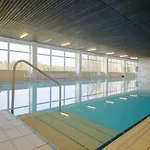 Schoene Mit Schwimmbad, Sauna Und Balkon *